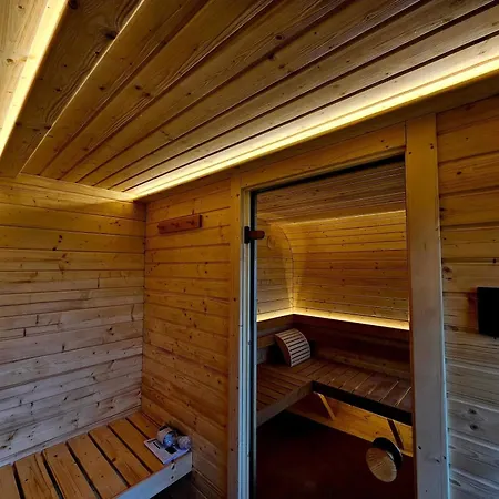 Villa Ria- Sauna, Jacuzzi